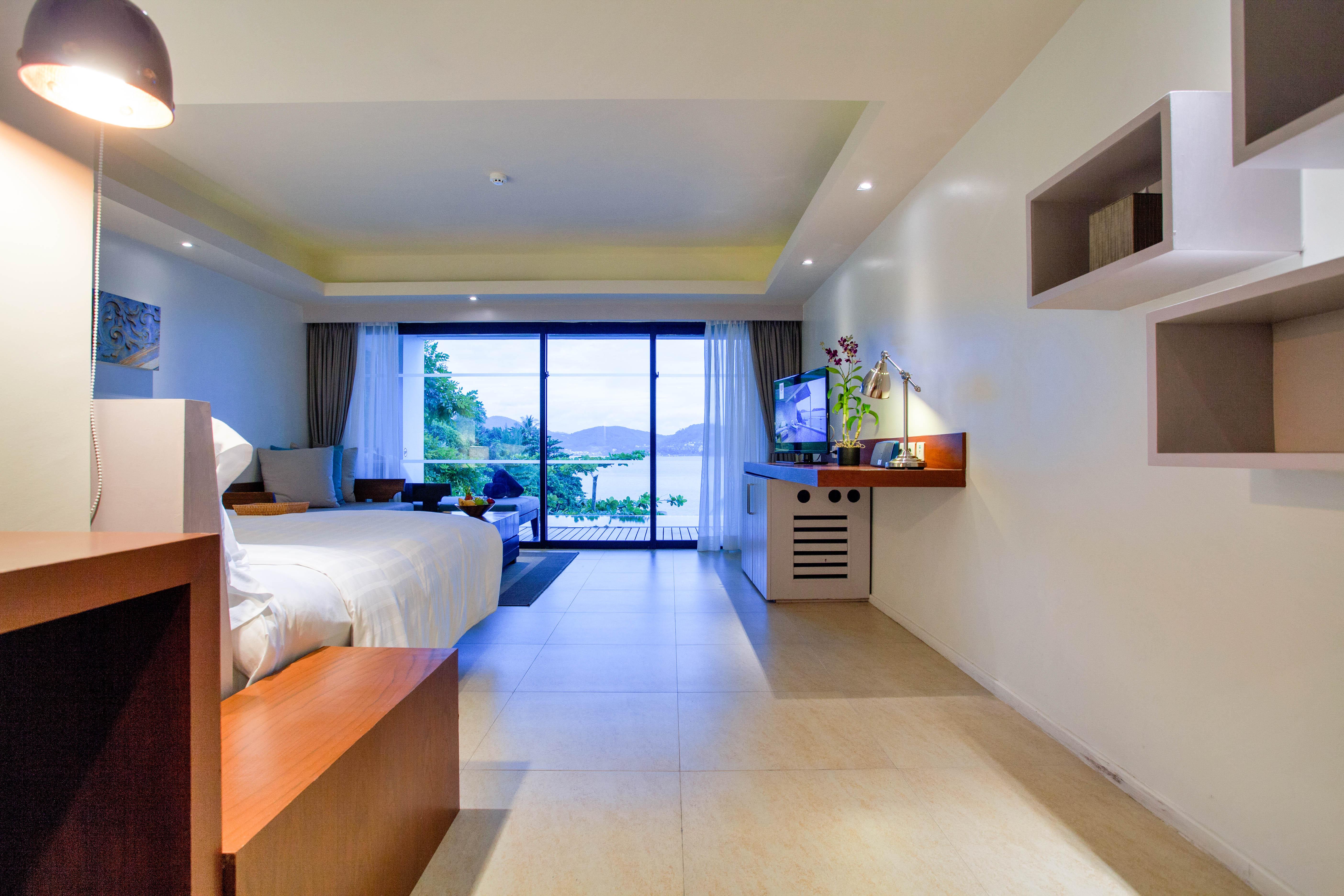Patong Zenmaya Oceanfront Phuket, Trademark Collection By Wyndham מראה חיצוני תמונה Deluxe Ocean View