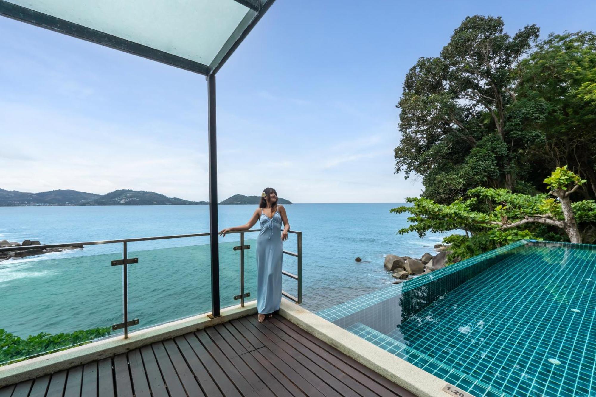 Patong Zenmaya Oceanfront Phuket, Trademark Collection By Wyndham מראה חיצוני תמונה A view of the Andaman Sea from the resort
