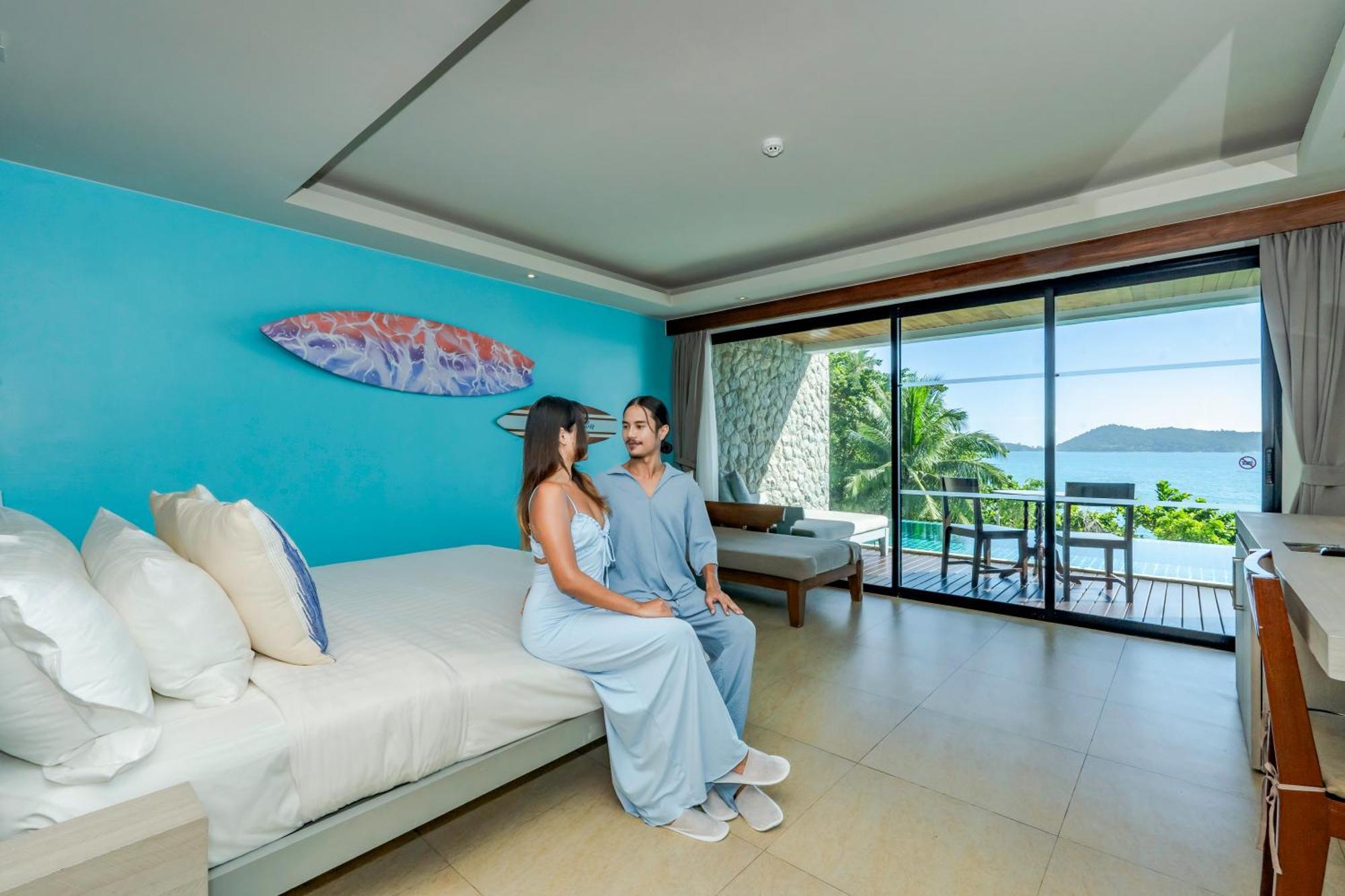Patong Zenmaya Oceanfront Phuket, Trademark Collection By Wyndham מראה חיצוני תמונה Deluxe Ocean View