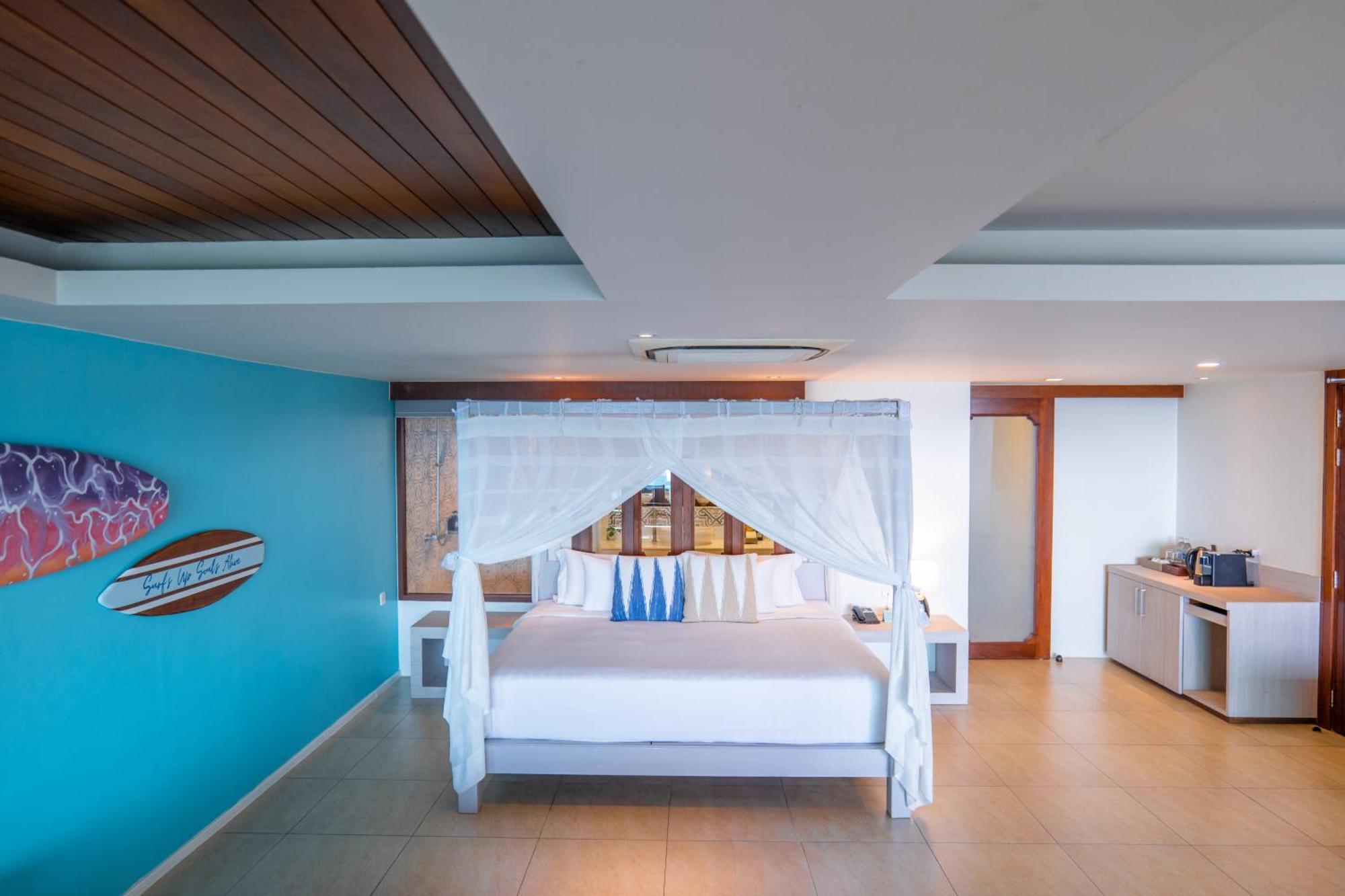 Patong Zenmaya Oceanfront Phuket, Trademark Collection By Wyndham מראה חיצוני תמונה